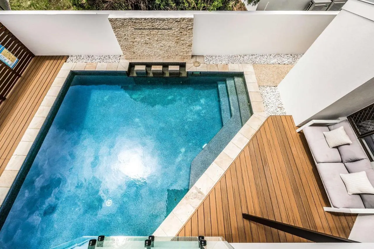 Casa de Férias Coorumbong 16 - 5 Bedrooms Mooloolaba